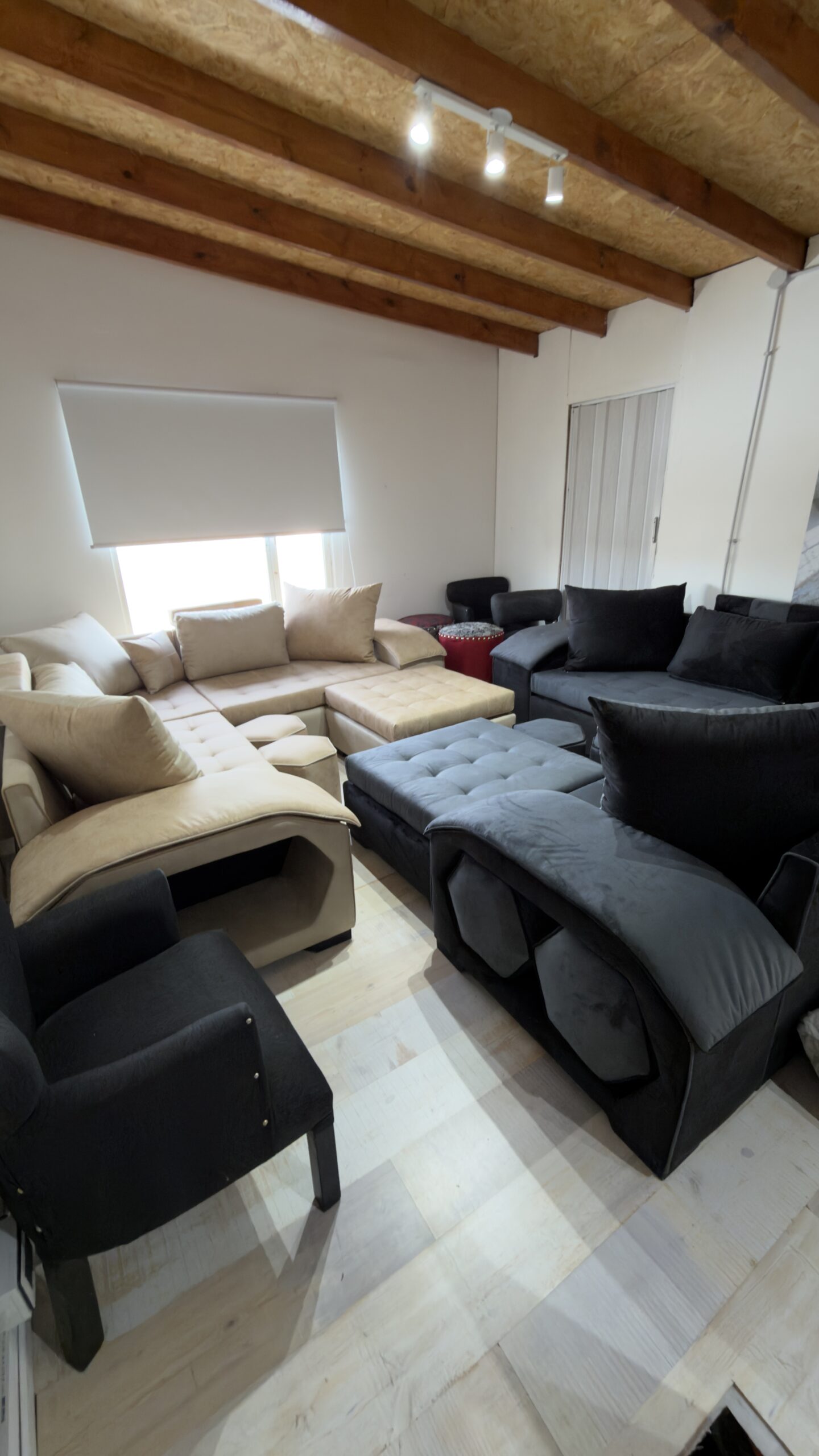 Showroom Tiziana Deco — living