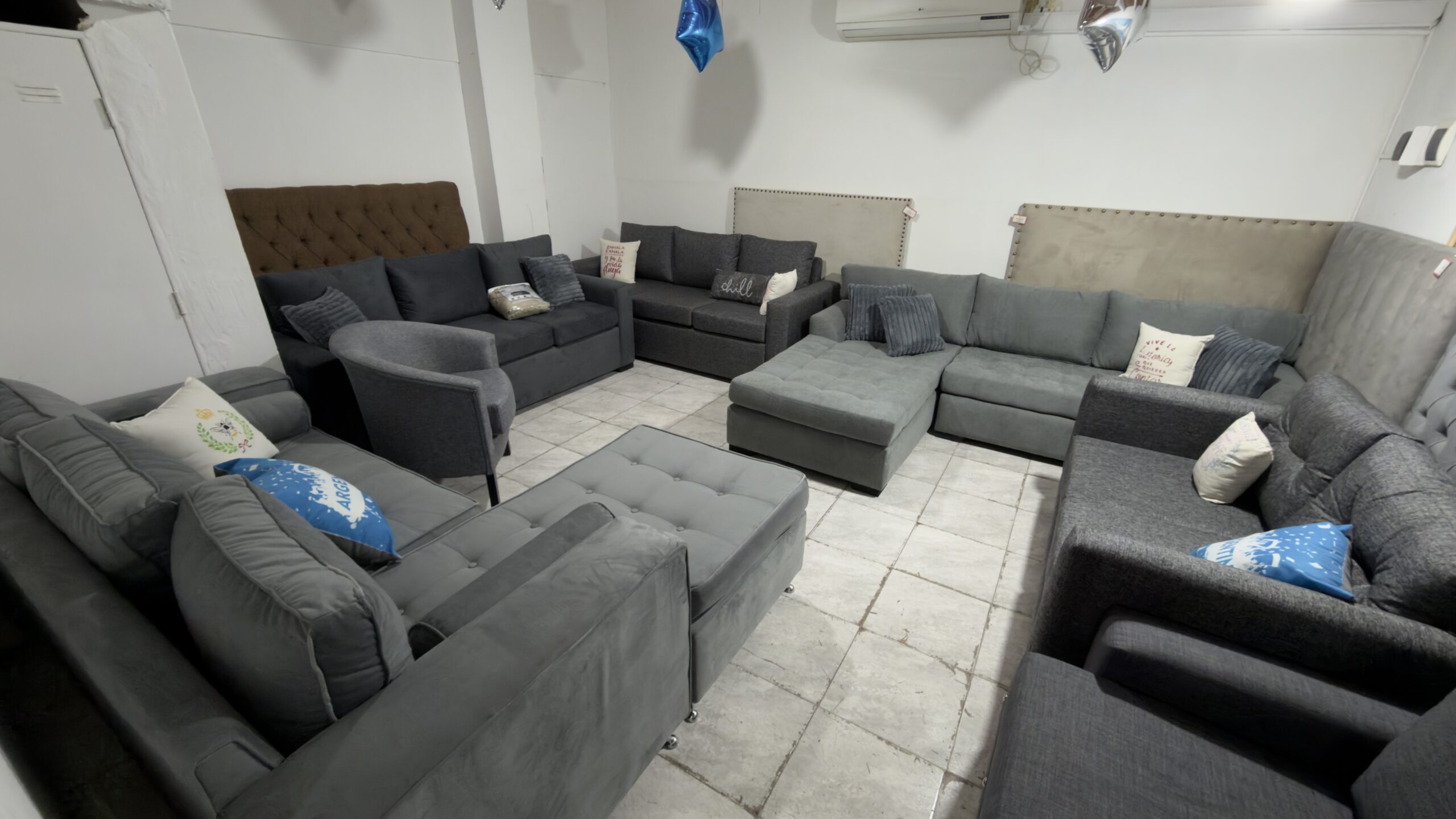 Showroom Tiziana Deco — interior