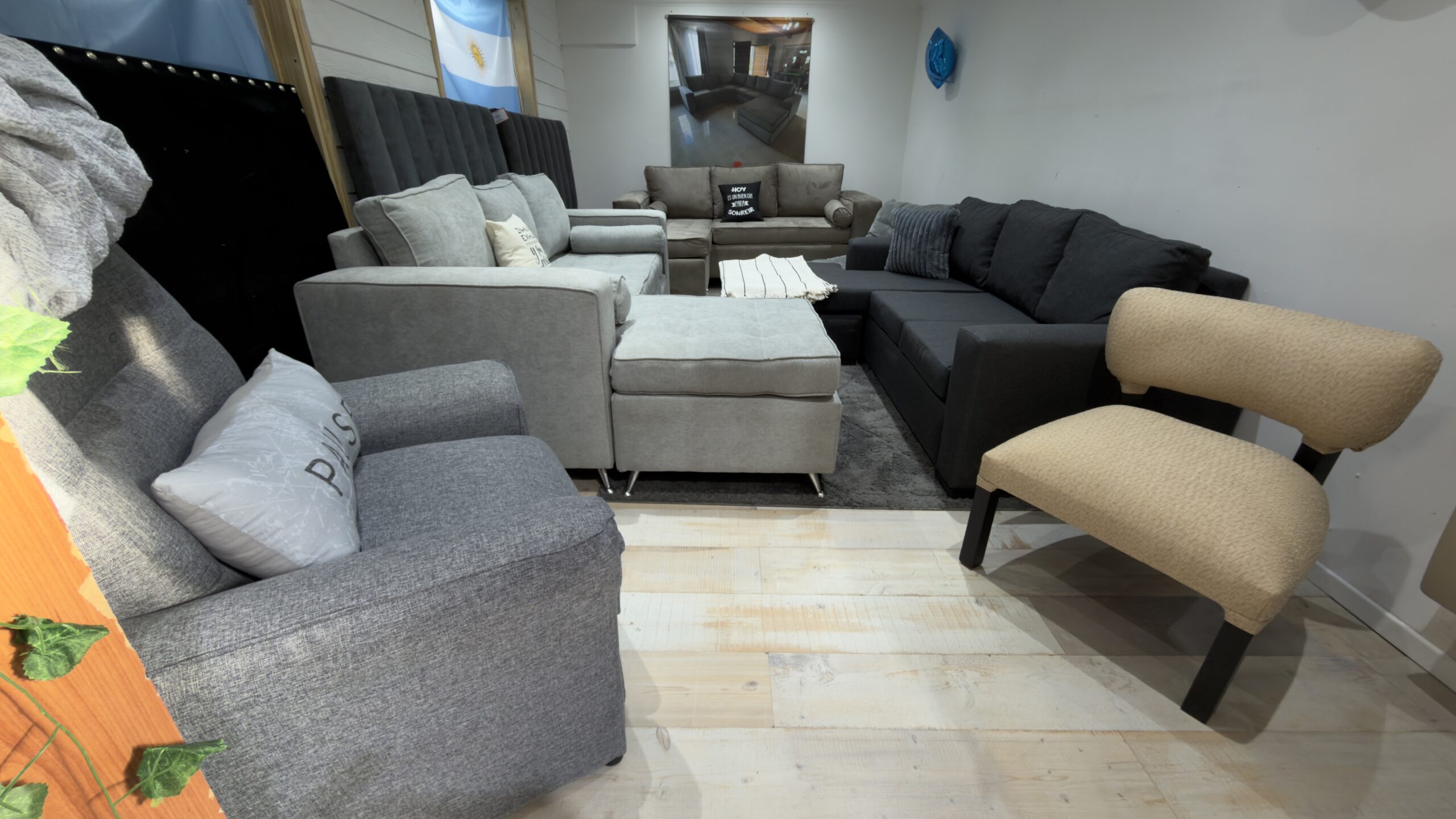 Showroom Tiziana Deco — colección