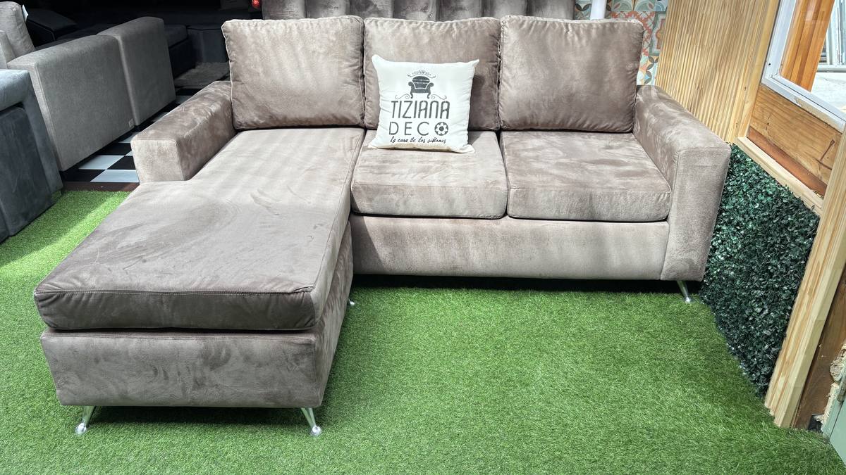 Chic beige